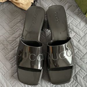 Gucci women's Rubber Slide Sandals
